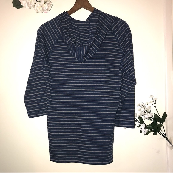 NWOT North Face lightweight hoodie quarter sleeve - Picture 2 of 8